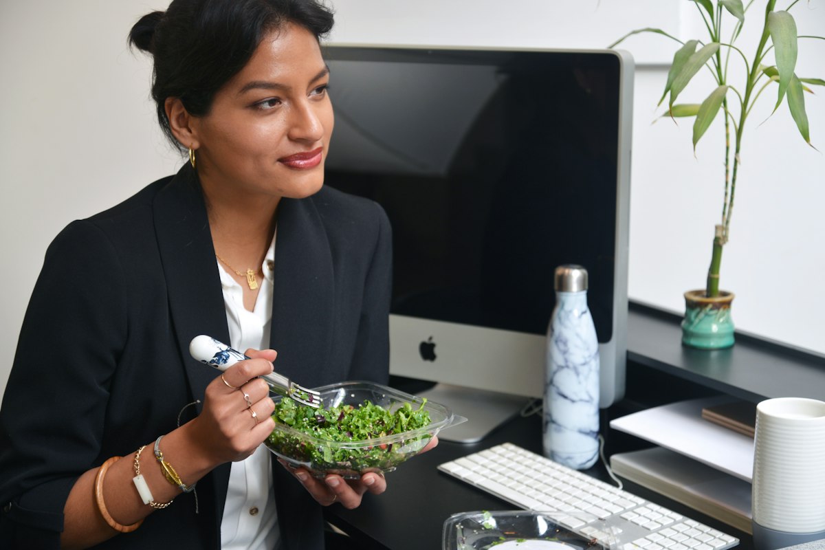 Array of antioxidant-rich foods including berries and dark leafy vegetables